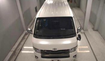 
									TOYOTA REGUISACE VAN GL (2016) full								