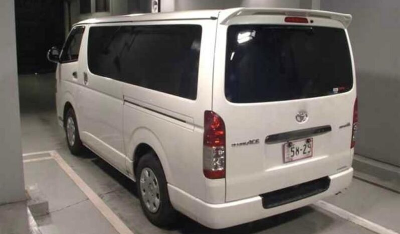 
								TOYOTA REGUISACE VAN GL (2016) full									